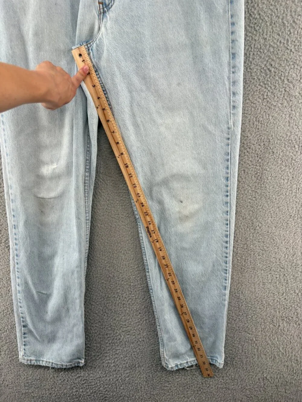 Vintage 90s Levi’s 550 Jeans Made USA 34x34 Light Wash Distressed Stained